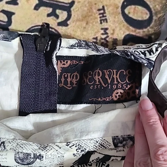 Lip Service - Steampunk skirt and top - M - Picture 4 of 17